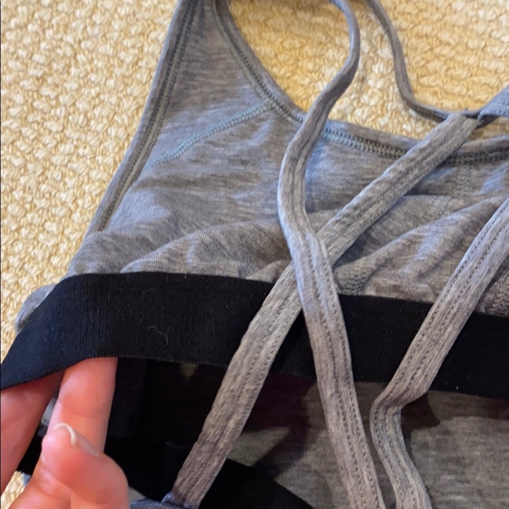 Workout top - Picture 3 of 3